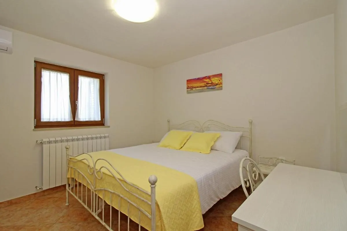 Villa Marija In Pekici Svetvincenat Croatia